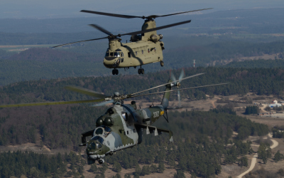 _formace_vrtulniku_mi-24v_a_ch-47f_chinook.jpg