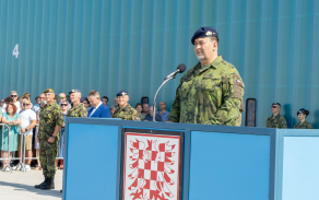 Od prvních kroků v uniformě k vojenské přísaze. Výcvik v Náměšti dokončilo 113 středoškoláků