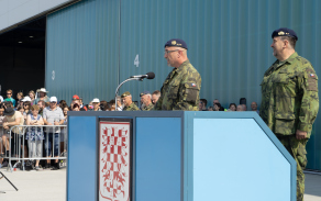 Od prvních kroků v uniformě k vojenské přísaze. Výcvik v Náměšti dokončilo 113 středoškoláků