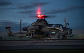 Vrtulník AH-1Z