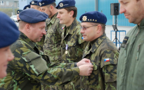 06.jpg
