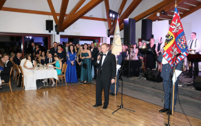 ples zahájil velitel plukovník Miroslav Svoboda