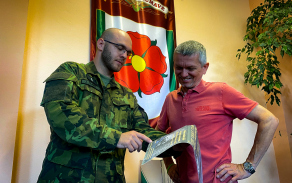 Specialisté na civilně-vojenskou spolupráci jednají se zástupci obcí v jižních Čechách