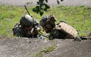 jtac_navadi_letecku_podporu_na_vybrany_cil.jpg