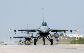 Letouny F-16