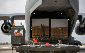 C17 s nákladem