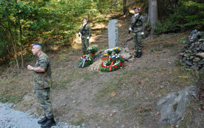 plukovnik_martin_bulka_ve_svem_projevu_vzpomina_na_kapitana_douga_loose_ktereho_osobne_znal.jpg