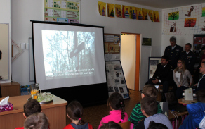 promítání filmu "O zkáze amerického bombardéru nad Bystrovany"