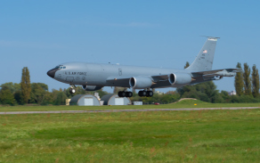 Tankovací letoun KC-135