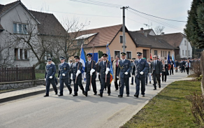 09.jpg