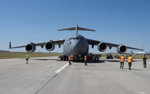 Americký transportní letoun C-17 Globemaster 