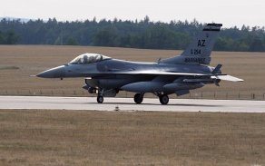 Stíhací letoun F-16 Fighting Falcon (USA)