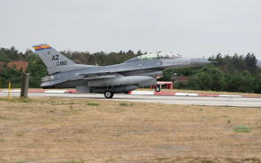 Stíhací letoun F-16 Fighting Falcon (USA)
